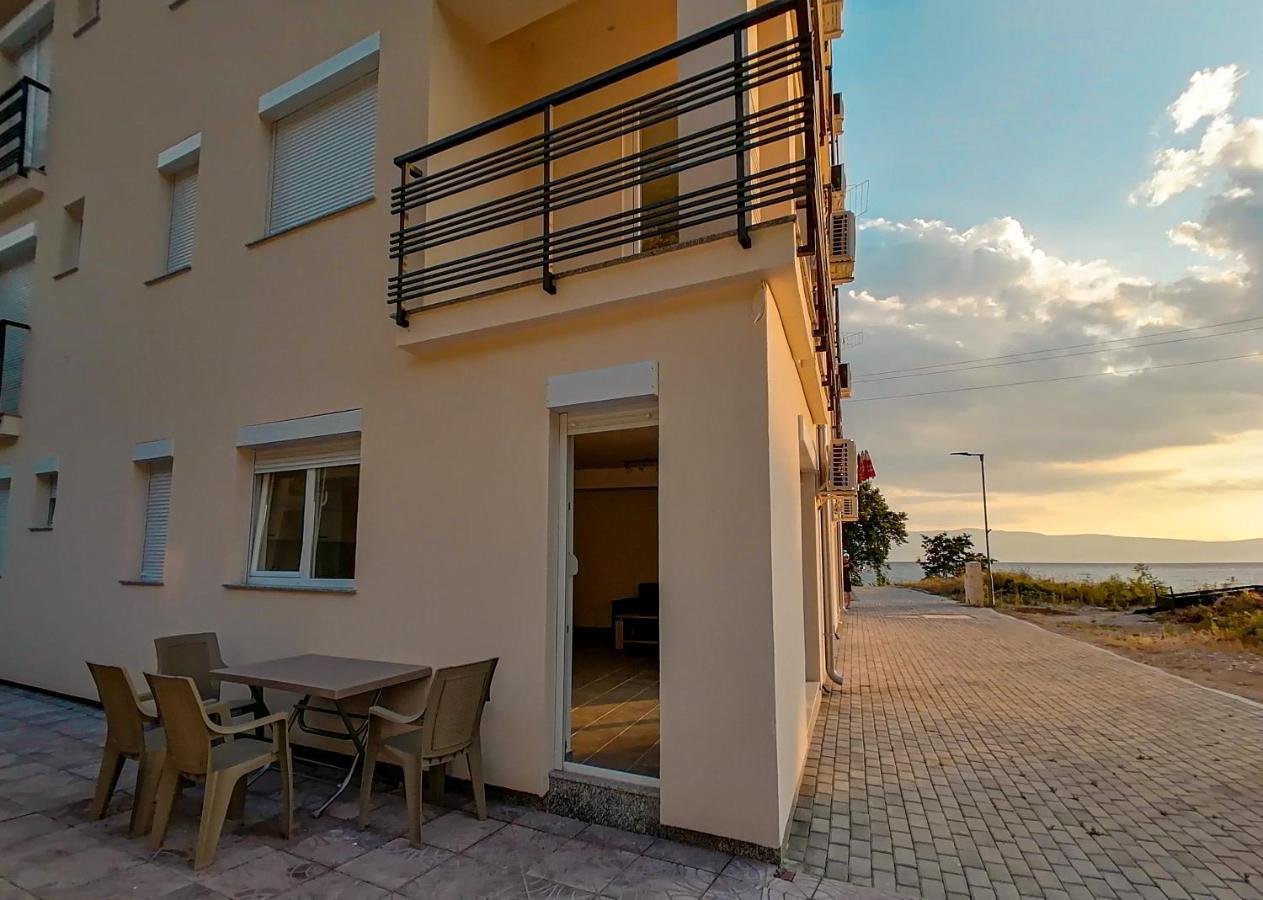 Apartments St.Martinia Охрид Екстериор снимка