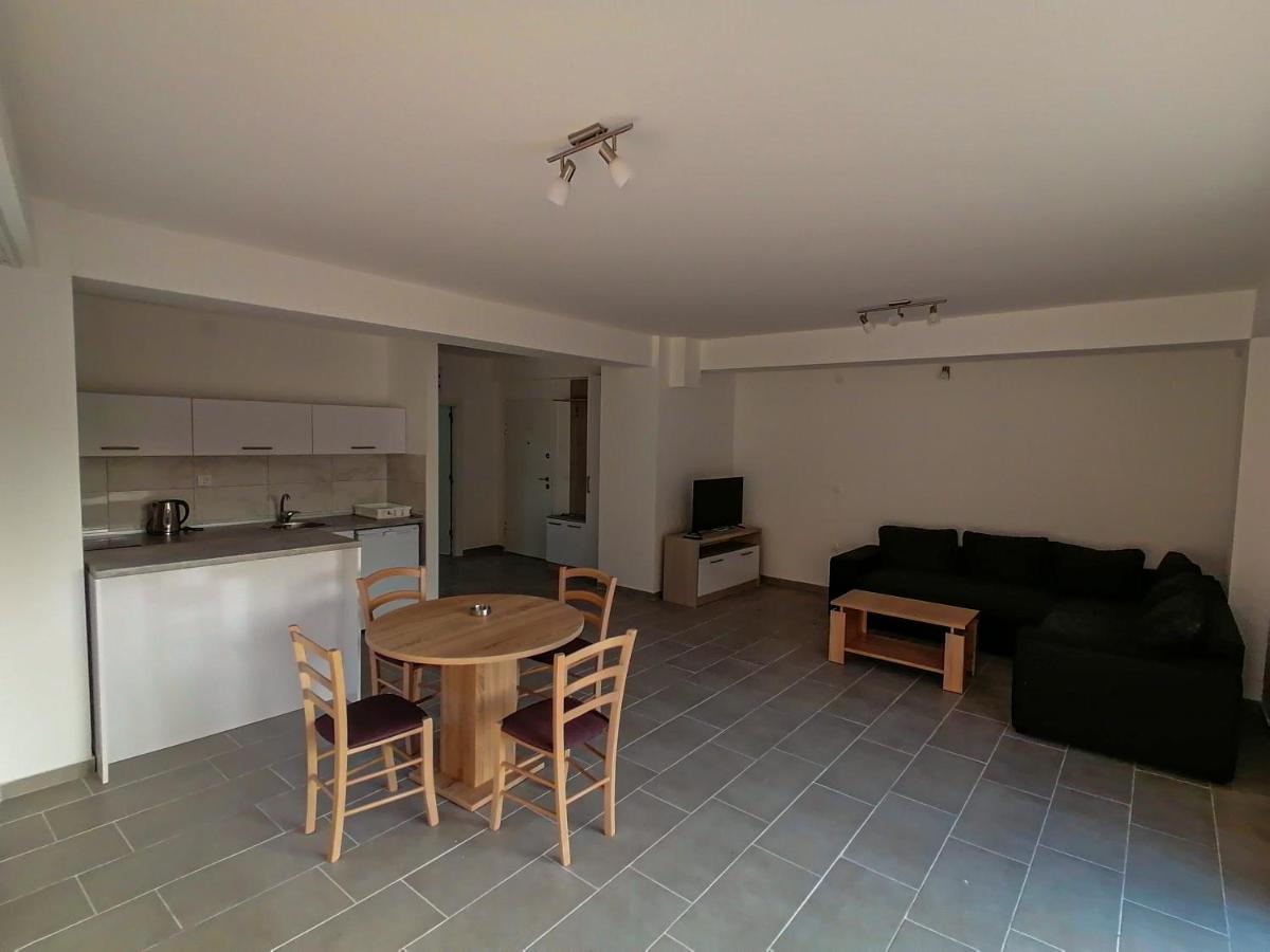 Apartments St.Martinia Охрид Екстериор снимка