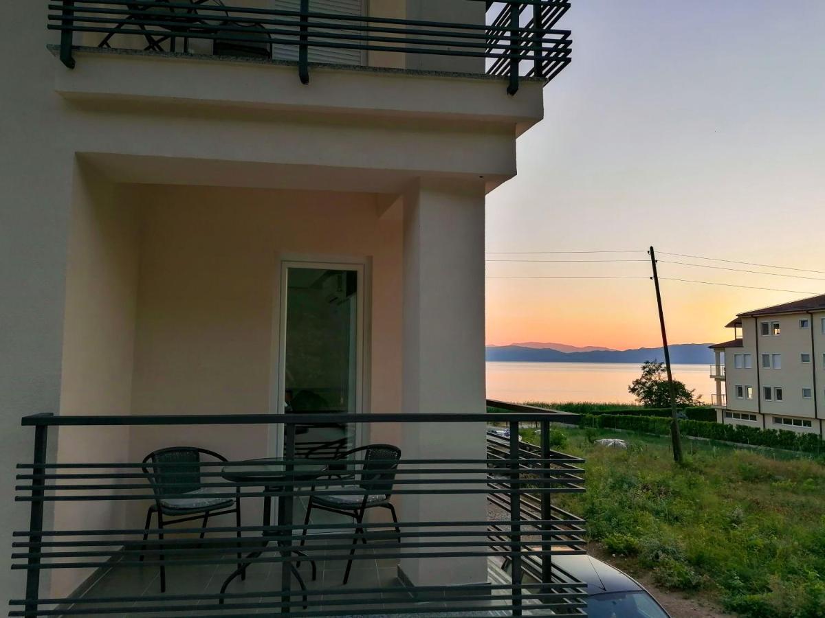 Apartments St.Martinia Охрид Екстериор снимка