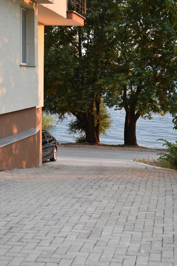 Apartments St.Martinia Охрид Екстериор снимка