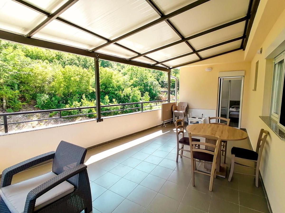 Apartments St.Martinia Охрид Екстериор снимка