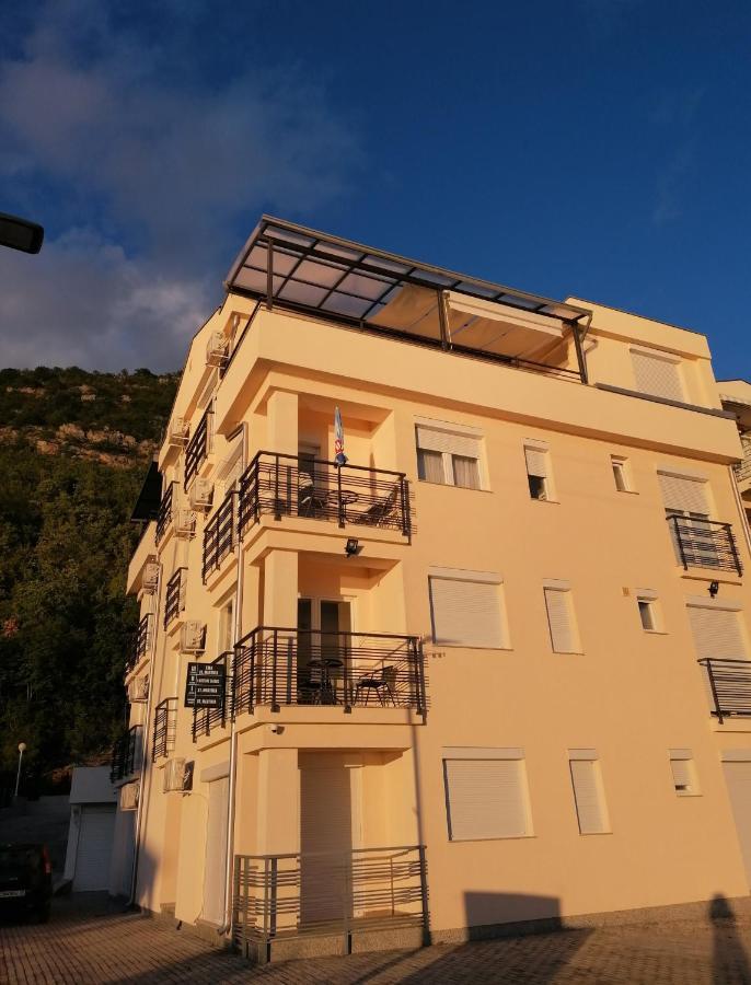 Apartments St.Martinia Охрид Екстериор снимка